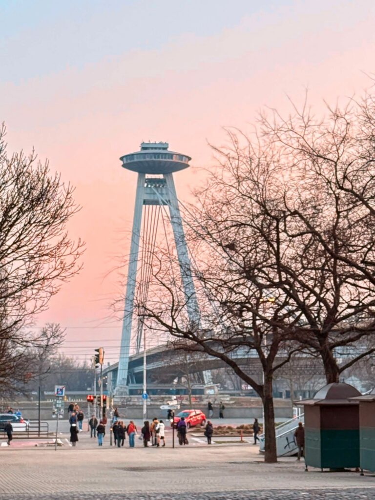 Most SNP z roku 1972 v Bratislavě